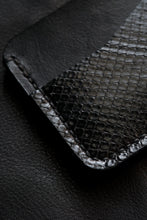 Carica l'immagine nel visualizzatore di Gallery, Porta Carte di Credito in Pelle Cod. #005 - #006
